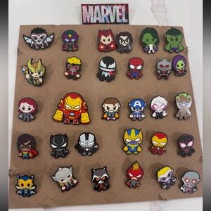 Disney marvel mystery pin
Collection (30) plus marvel sign pin
Whole collection